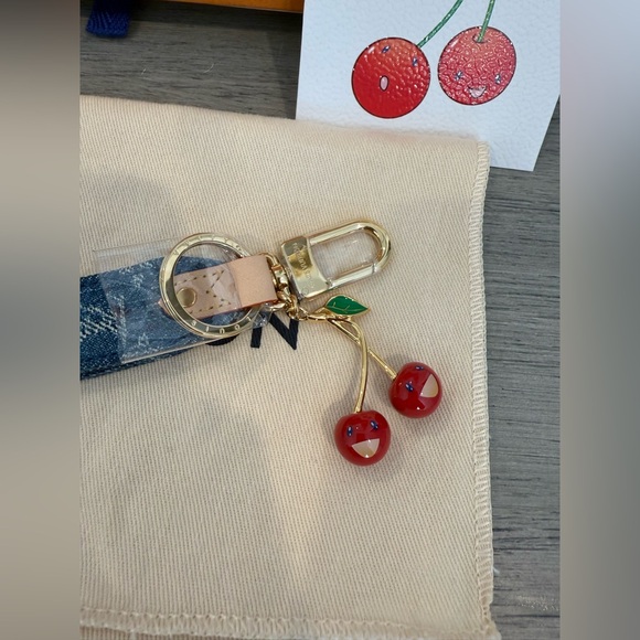 ***SOLD*** Louis Vuitton X Murakami 2025 Cherry Denim Dragonne Bag Charm- NIB - Picture 3 of 5